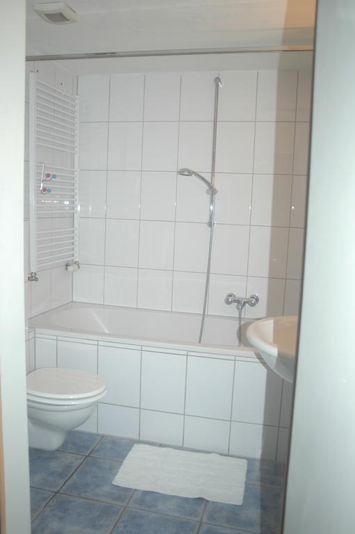 Koeln Appartement Bilik gambar