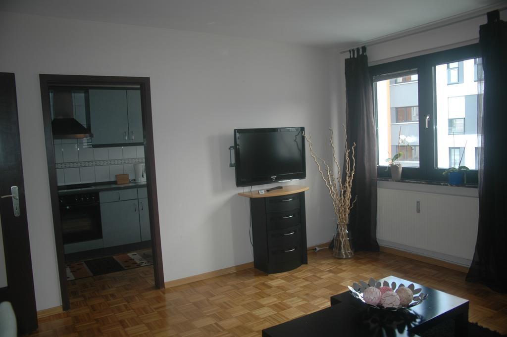 Koeln Appartement Bilik gambar